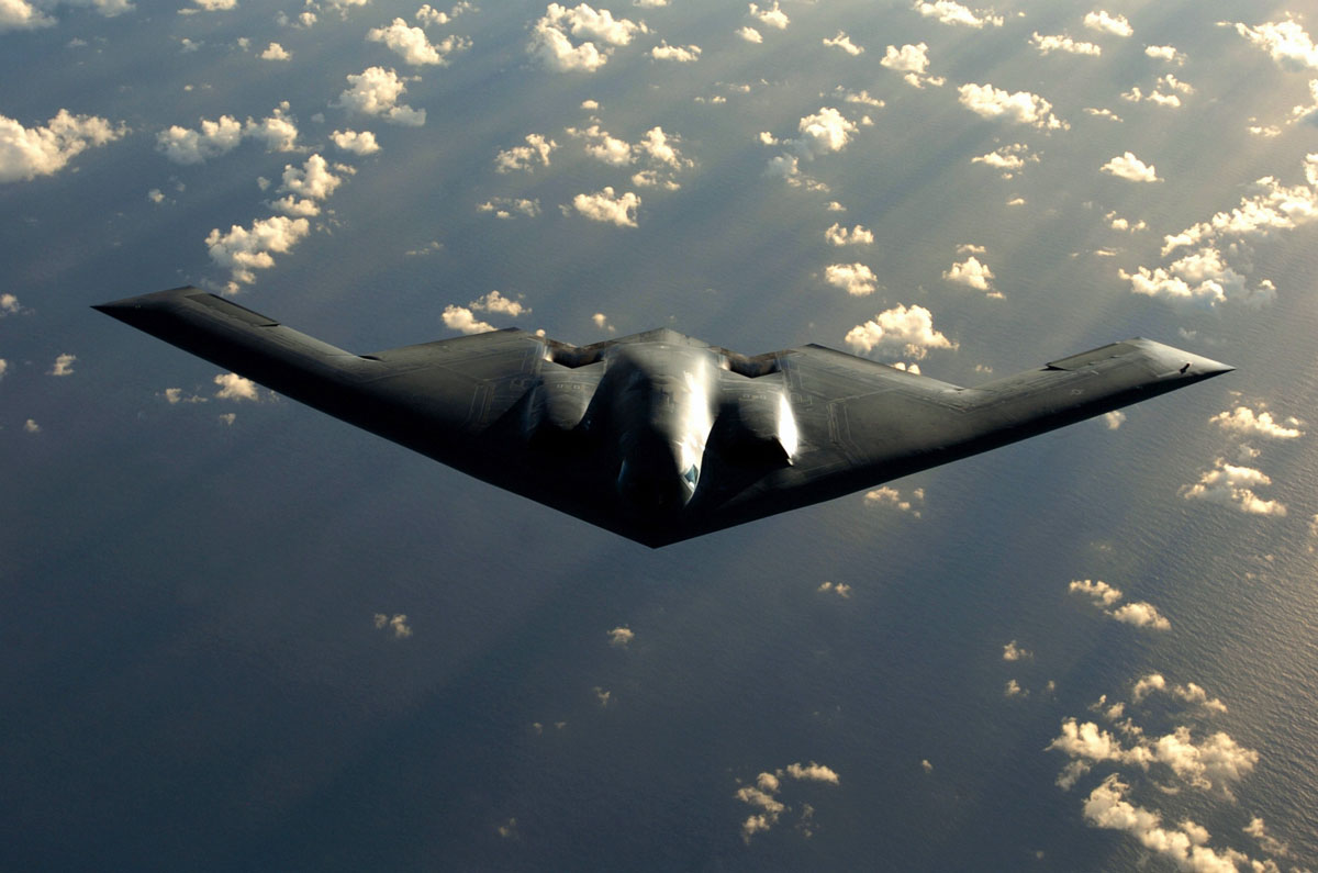 photo_us_b-2_3.jpg